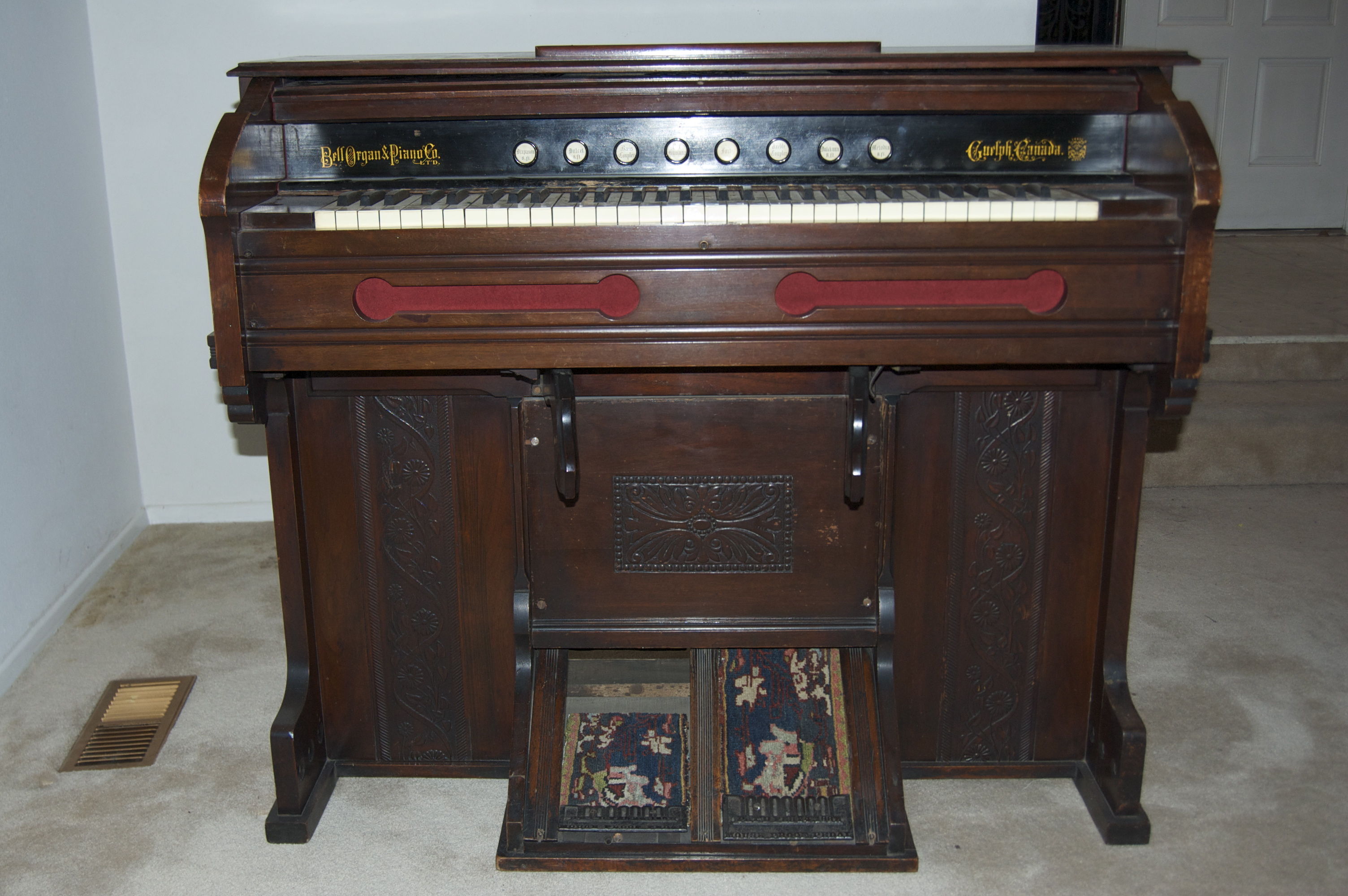 Bell reed organ